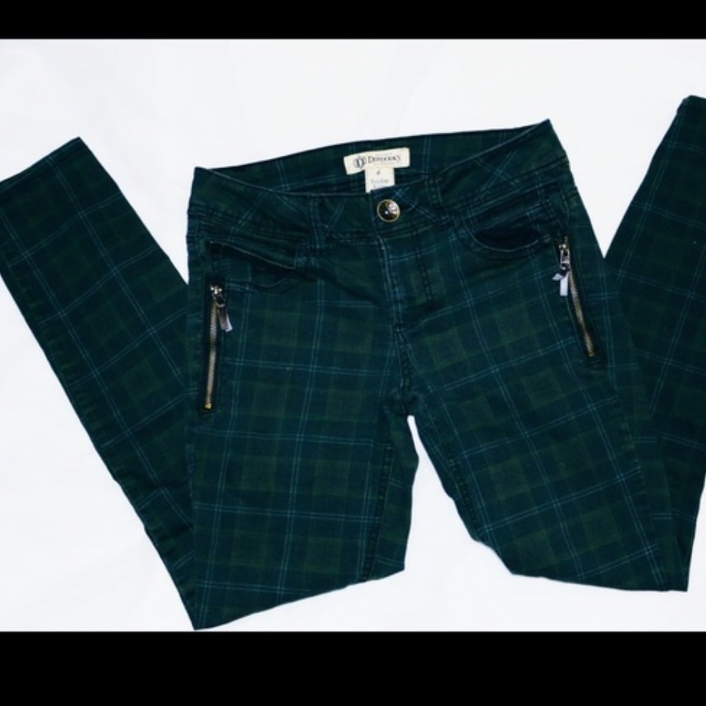 Democracy Freedom Jeggings Green Plaid Pants