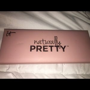 IT cosmetics Naturally Pretty eyeshadow palette