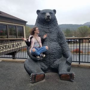 Meet your Posher, Mickinzee