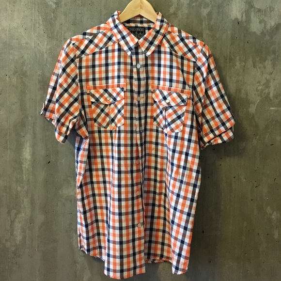 Checkered button down shirt - Picture 2 of 5
