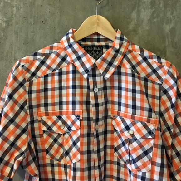 Checkered button down shirt - Picture 3 of 5