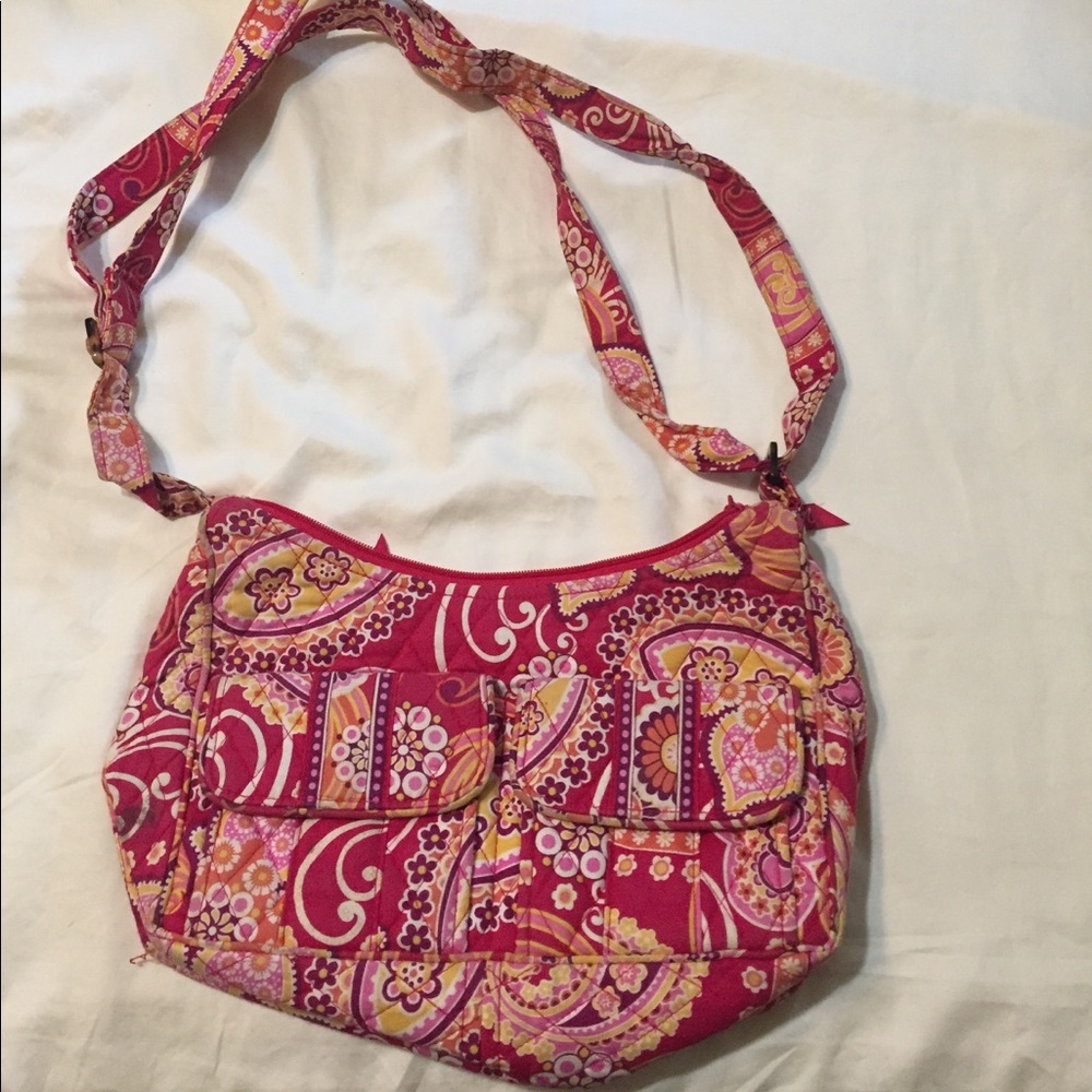 Vera Bradley purse in raspberry fizz pattern.