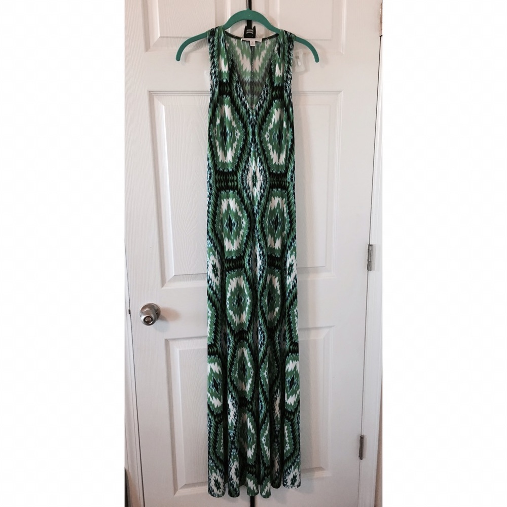 Versona Maxi Dress