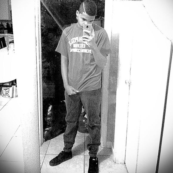 Meet your Posher, Blake - Picture 1 of 1