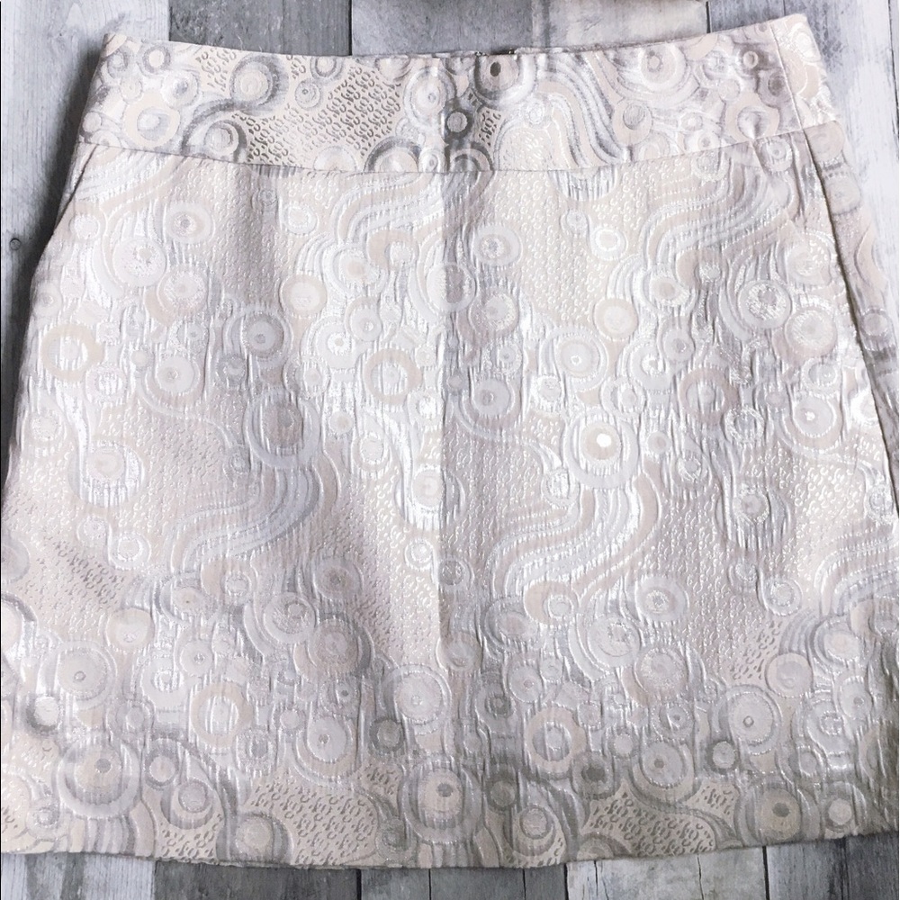 Banana Republic White Mini Skirt Size 6