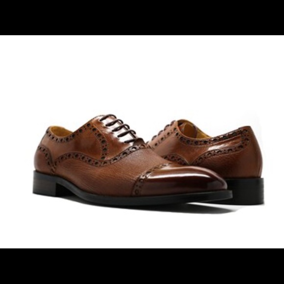 This was given to me as a gift but it doesn't fit - Picture 2 of 4