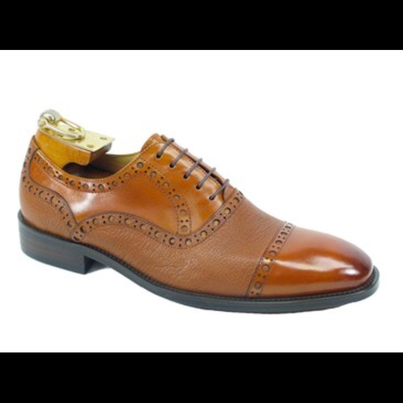 This was given to me as a gift but it doesn't fit - Picture 4 of 4