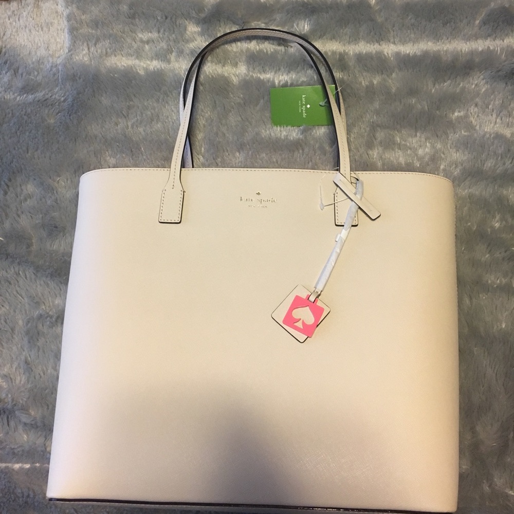 FLASH SALE Kate spade hand bag ( brand new)