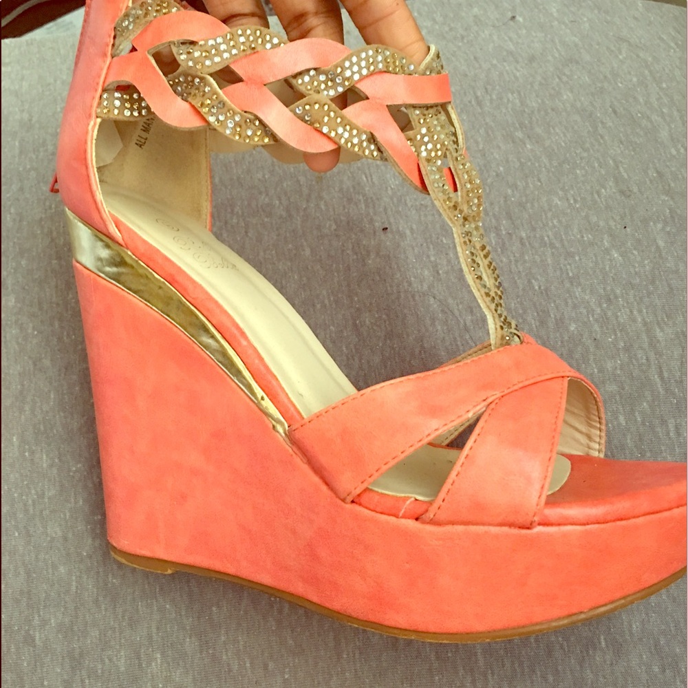 Sequined rose gold and peach wedge