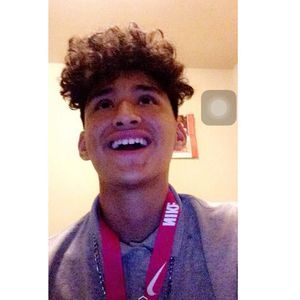 Meet your Posher, Max