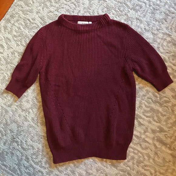 Adorable Knit Sweater Top - Picture 3 of 4
