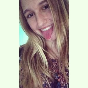 Meet your Posher, Hallie