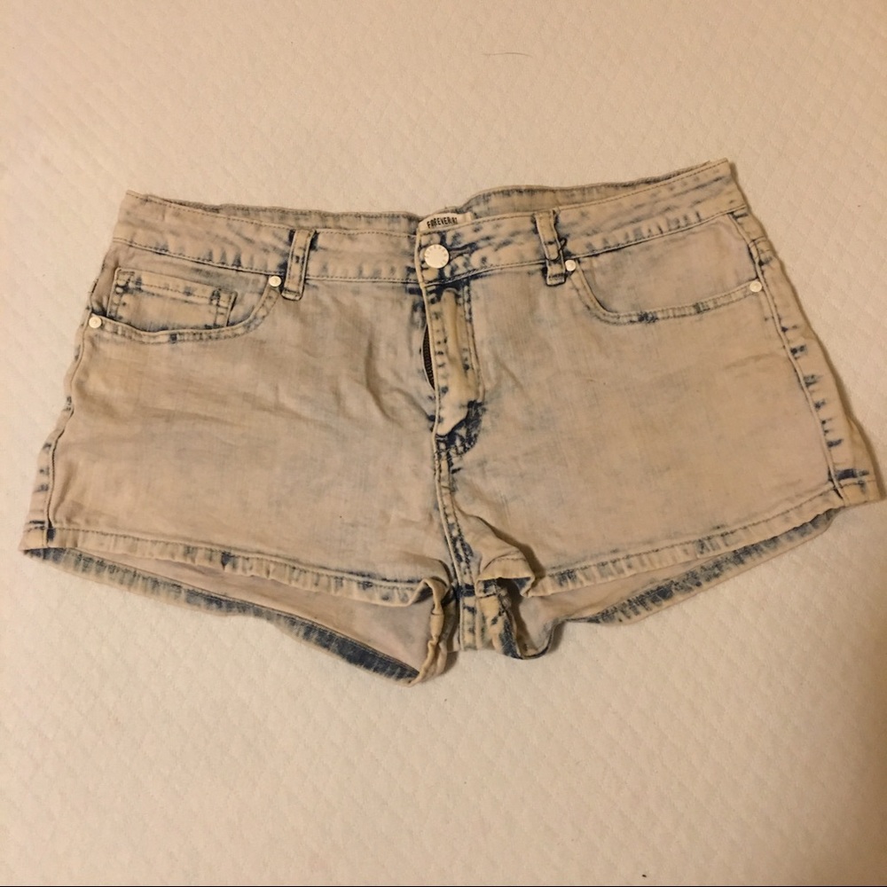 Forever 21 shorts.