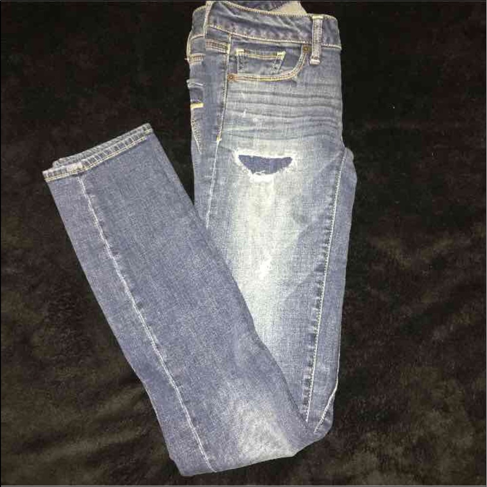 American Eagle skinny jeans