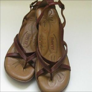 Woman's Brown Born Leather Low Wedge Sandal Sz 7