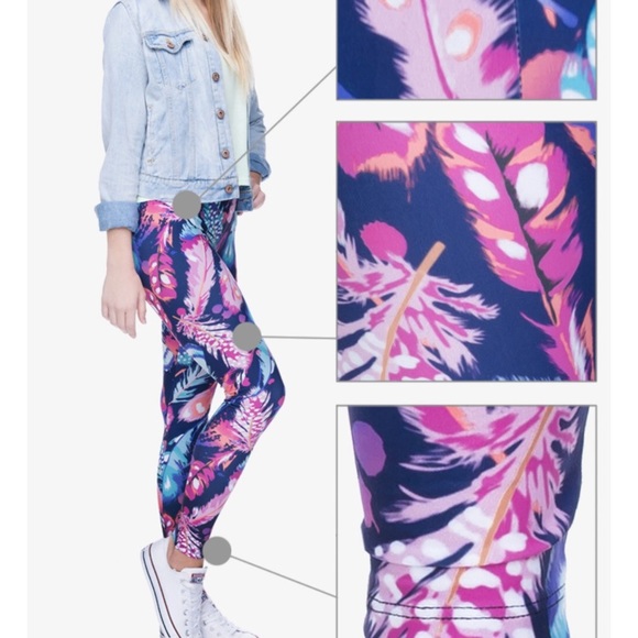 🌷 Printed Feather Leggings - Picture 4 of 8