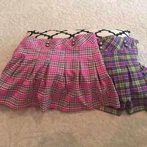 Girls pleated skirt's size 14/16 XL