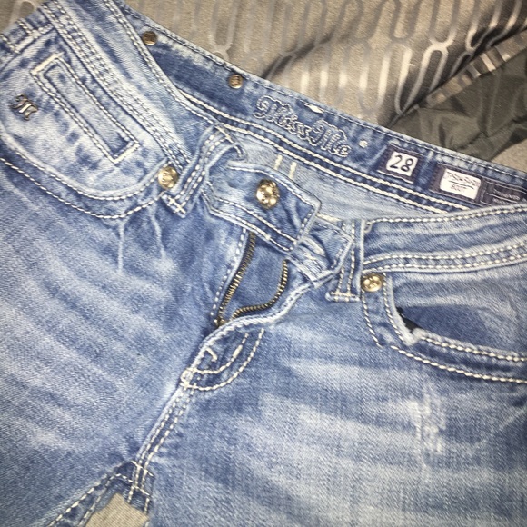 MISS ME'S - Picture 3 of 3