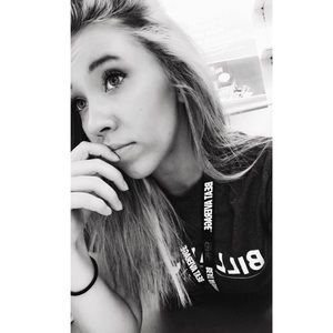 Meet your Posher, Ashley