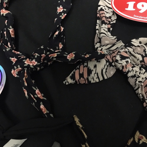 Lot of 8 Brandy Melville Headbands - Picture 3 of 4