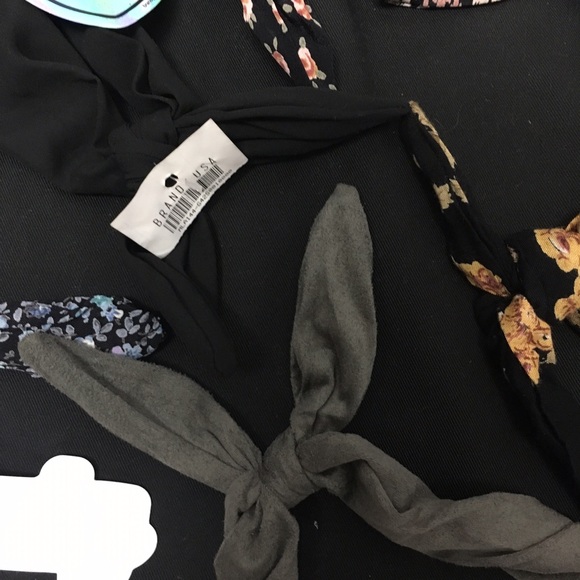 Lot of 8 Brandy Melville Headbands - Picture 4 of 4