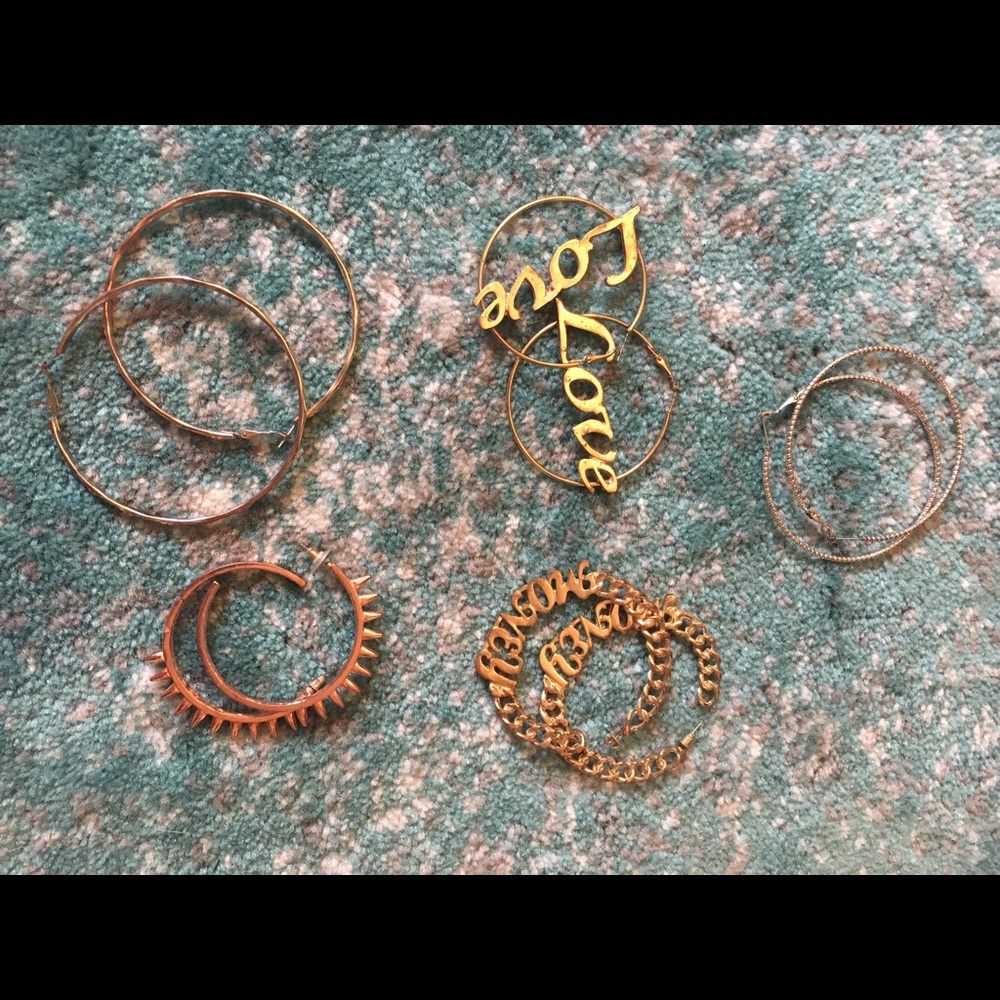 Cute women's earrings!