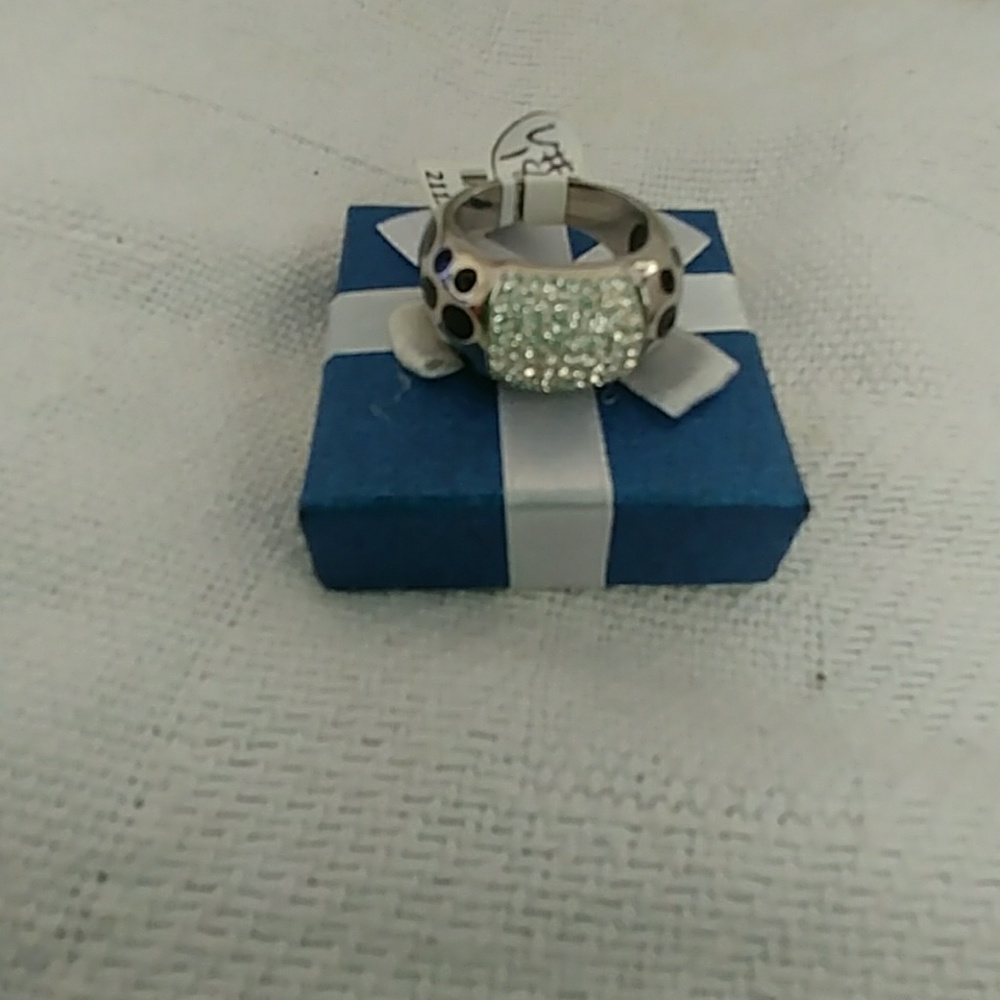 πLEOPARD PRINT & CRYSTAL STATEMENT RING SIZE 9 - Picture 8 of 8