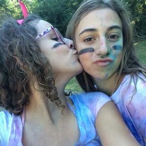 Meet your Posher, Ebby