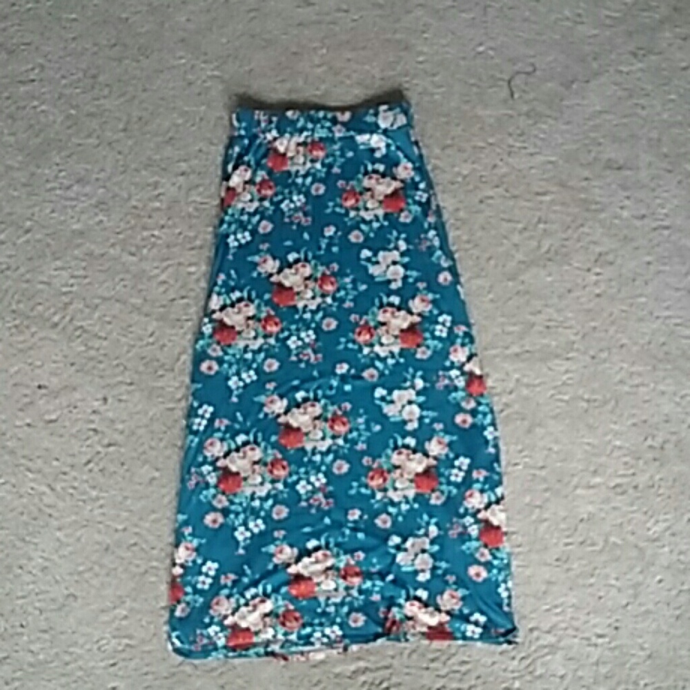 flower pattern skirt