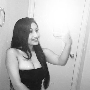 Meet your Posher, Beatriz