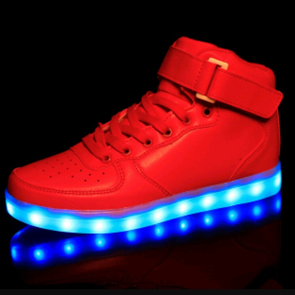 Led Men Hightops