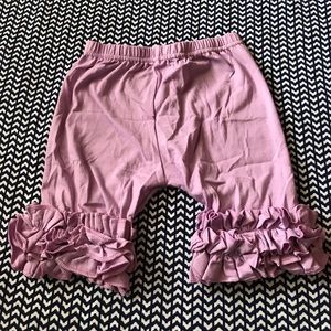 Little girls icing shorties