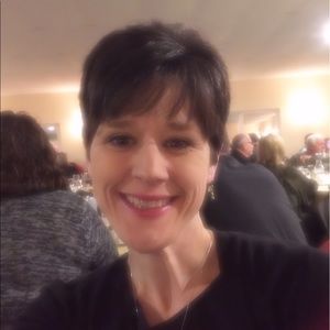 Meet your Posher, Rebecca