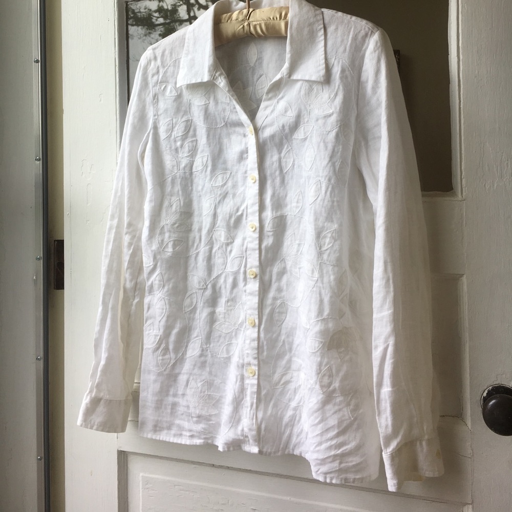 J. Jill flower detailed, linen, white blouse NWOT - Picture 4 of 7