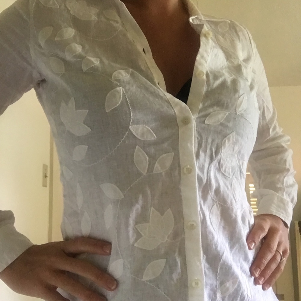 J. Jill flower detailed, linen, white blouse NWOT