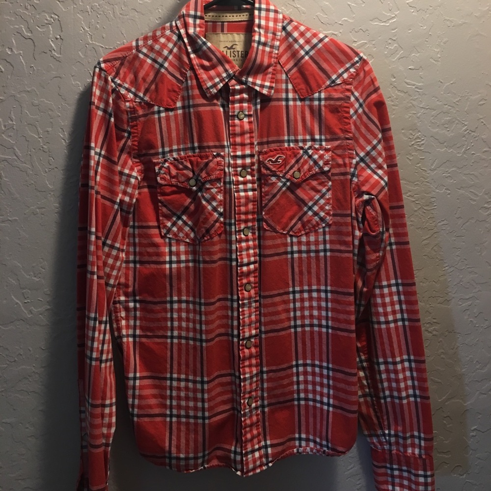 Hollister pearl snap
