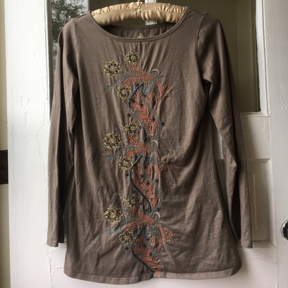 The Territory Ahead Tops - The Territory Ahead embroidered long sleeve NWOT