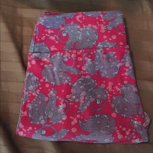 Lularoe fish leggings