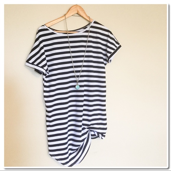 Striped gathered Hem T-Shirt - Picture 2 of 5