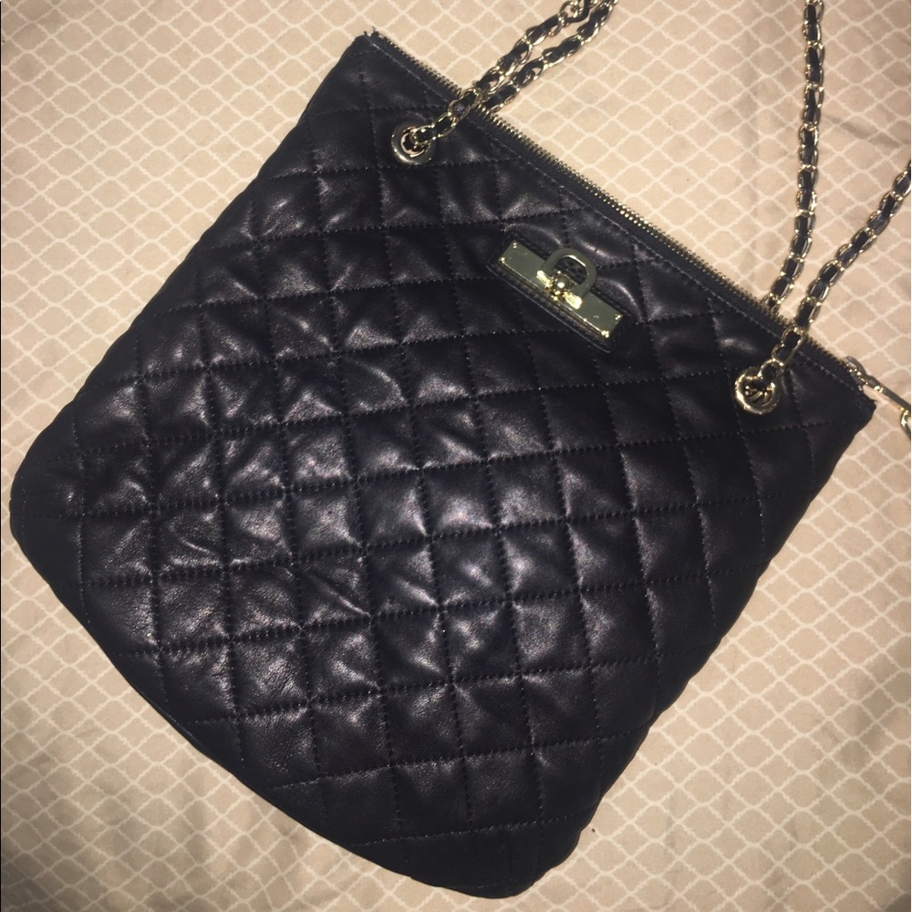 DKNY LEATHER BAG
