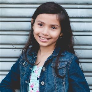 Meet your Posher, Anissa