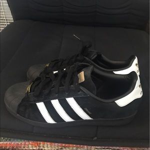 Adidas shell toe Skate shoe
