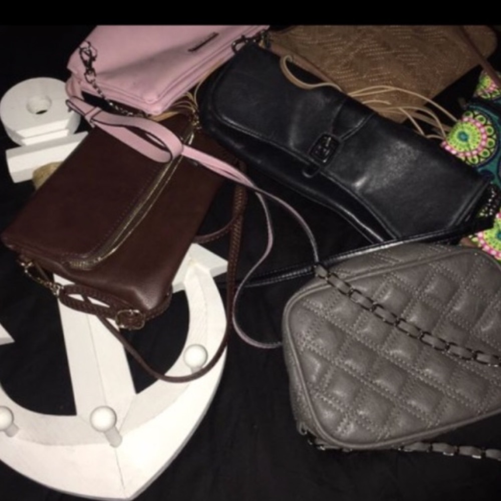 Lot of crossbody bags