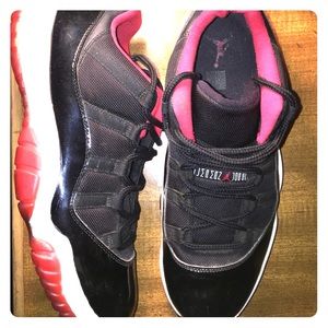 Jordan 11 Bred Low