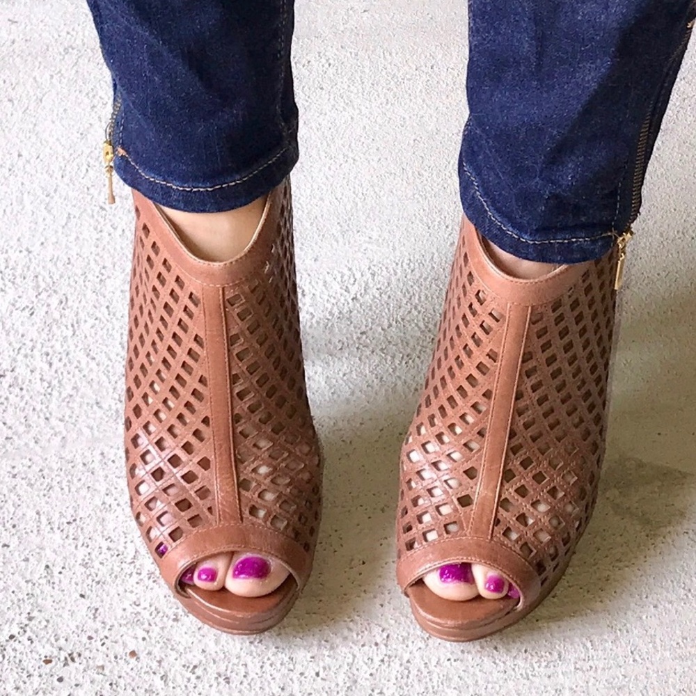 Michael Kors brown heeled booties Sz8 gold accent