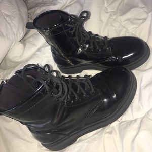 Black Boots