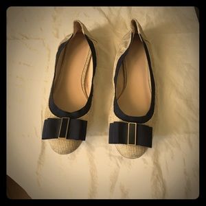 Cream/gold/blue flats