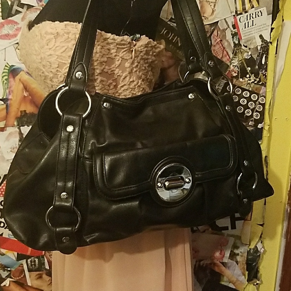 Relic black leather bag