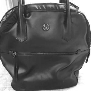 Lululemon bag