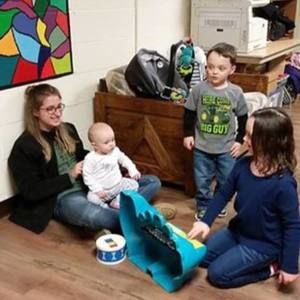 Meet your Posher, Crystal